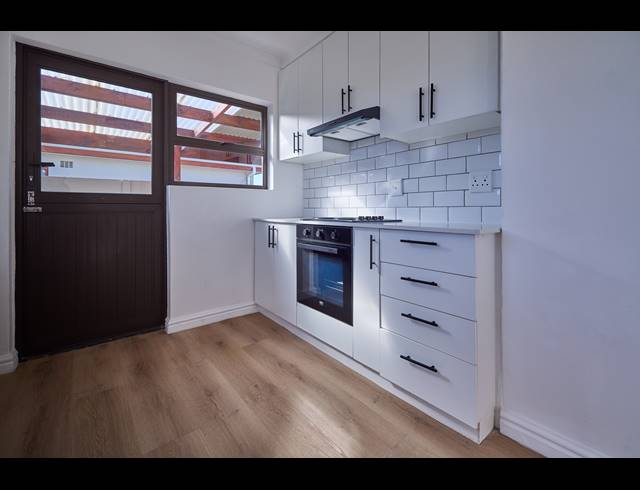 3 BEDROOM FREEHOLD FOR SALE IN MILKWOOD PARK